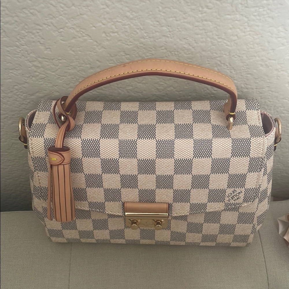 Checkered Handbag with Crossbody strap
